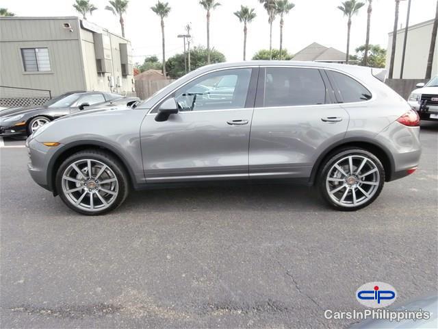 Kia Sorento Automatic 2011 - image 6