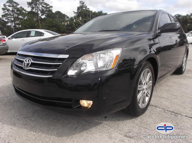 Pictures of Toyota Avalon 2006