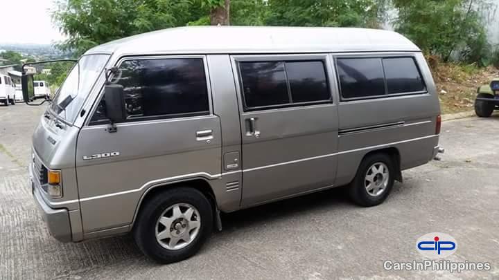 Picture of Mitsubishi L300 Manual 1997