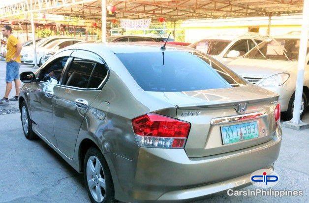 Honda City Automatic 2009 - image 2