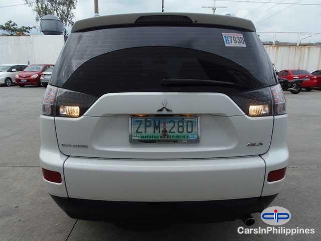 Mitsubishi Outlander Automatic 2008 - image 3