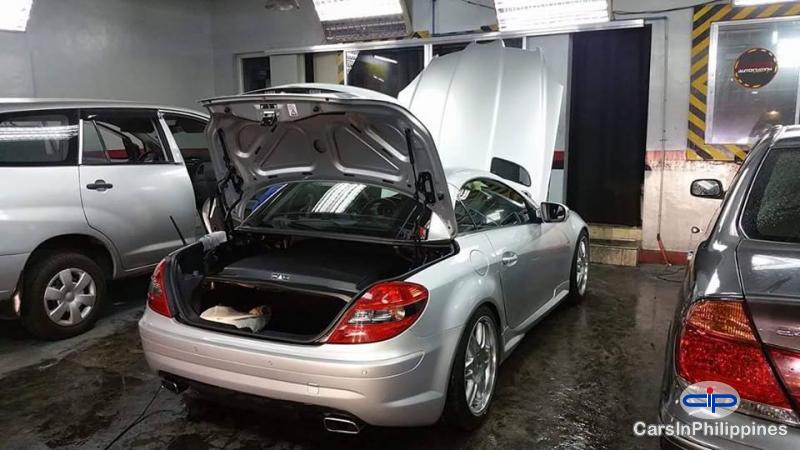 Mercedes Benz SLK-Class Automatic - image 6