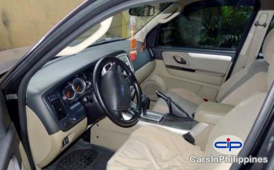 Ford Escape Automatic 2010