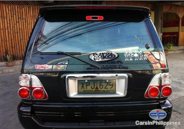 Toyota Revo Automatic 2004