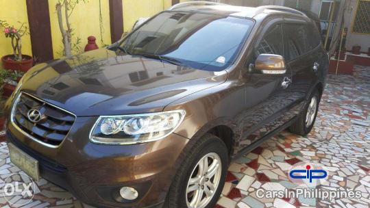 Hyundai Santa Fe Automatic 2010 - image 2