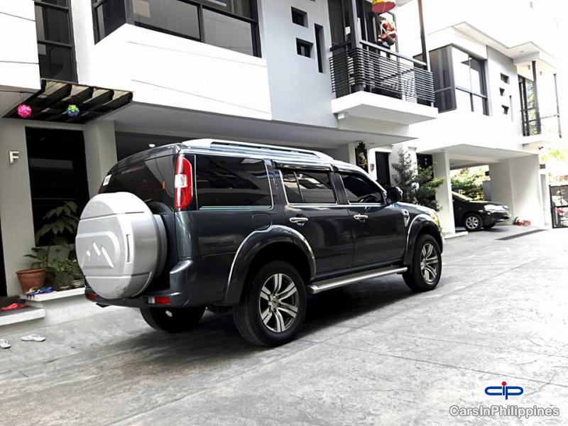Ford Everest Manual - image 2
