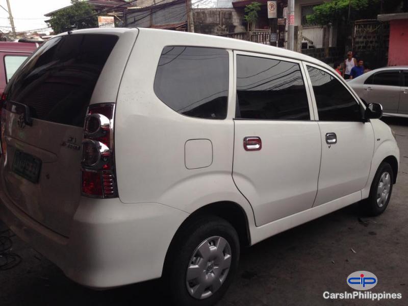 Toyota Avanza - image 3
