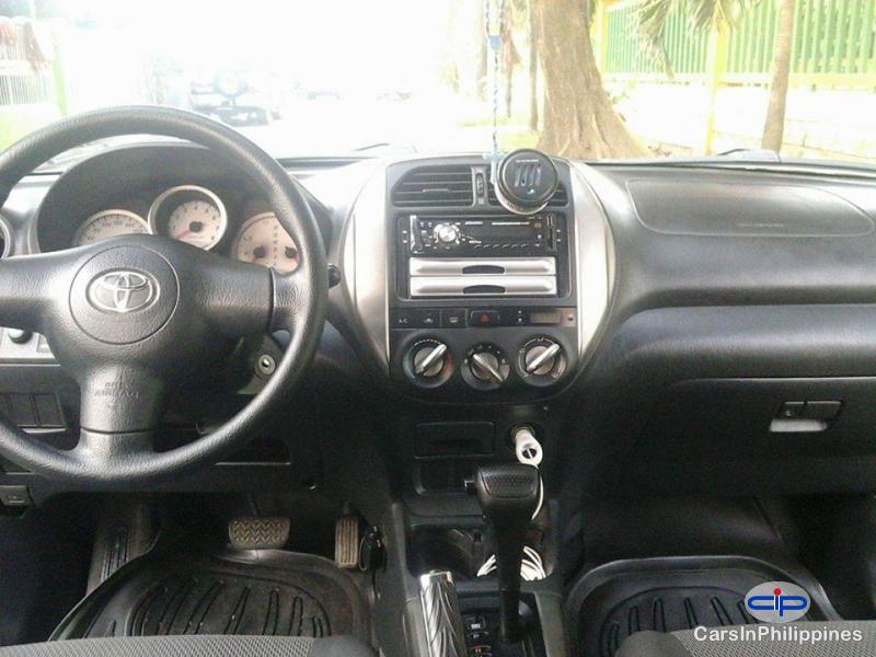 Toyota RAV4 in Zambales