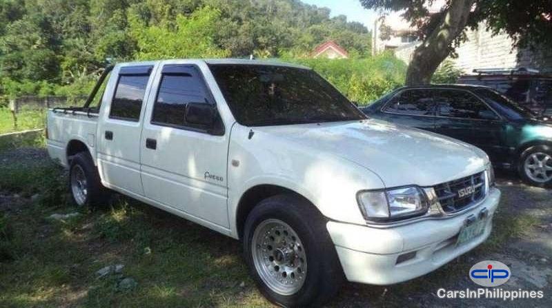 Picture of Isuzu Manual 2002 in Masbate