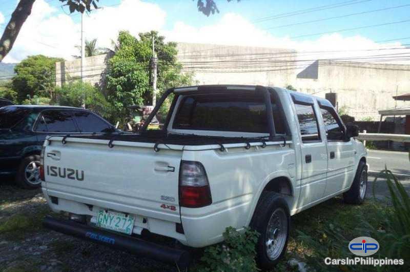 Isuzu Manual 2002 - image 9