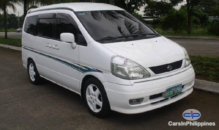 Pictures of Nissan Serena Automatic 2009