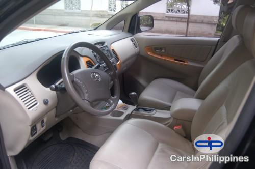 Toyota Innova - image 3