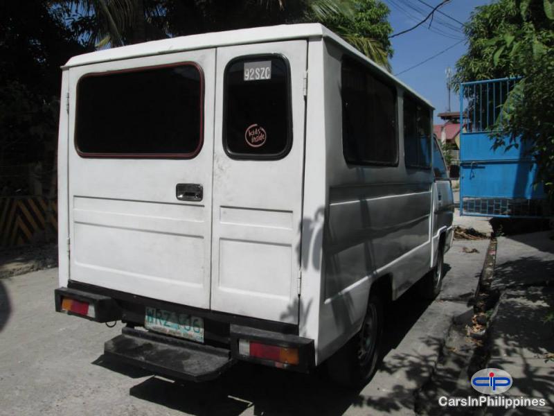 Mitsubishi L300 in Philippines