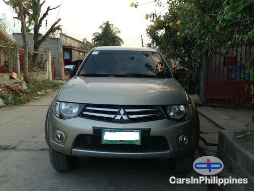 Mitsubishi Strada Manual 2010 in Metro Manila