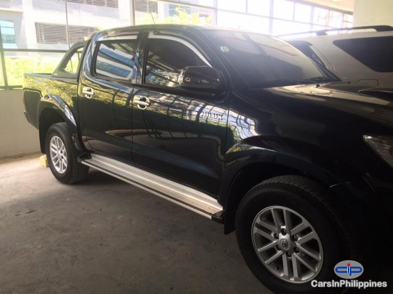 Toyota Hilux Automatic 2012