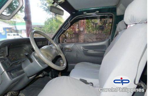 Toyota Hiace Manual 2000 in Metro Manila