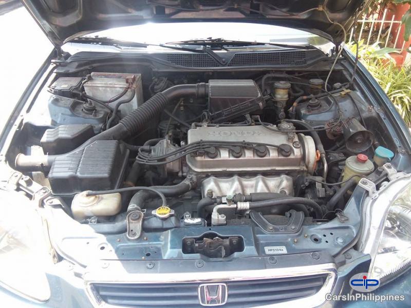 Honda Civic Automatic - image 9