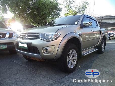 Picture of Mitsubishi Strada Manual 2009