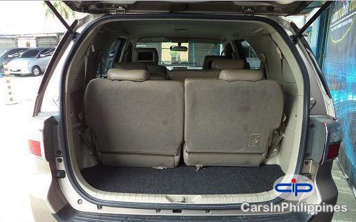 Toyota Fortuner - image 5