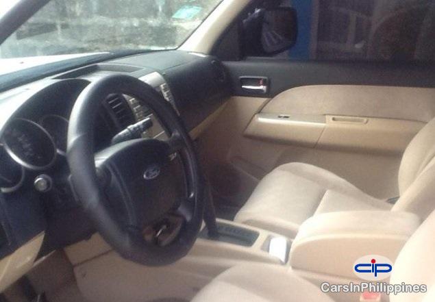 Ford Everest Automatic 2007 - image 2