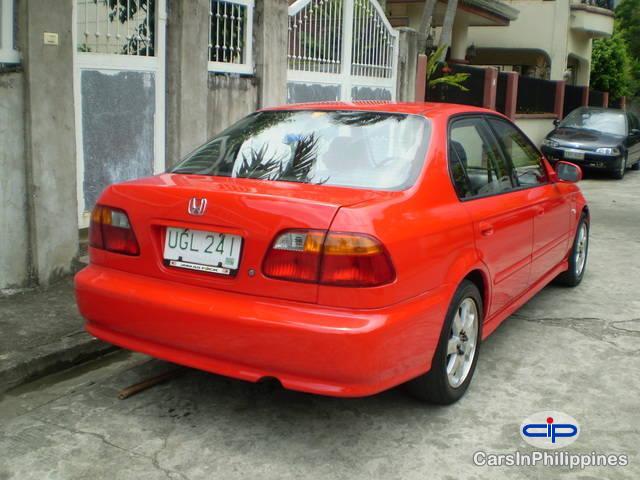 Honda Civic - image 2