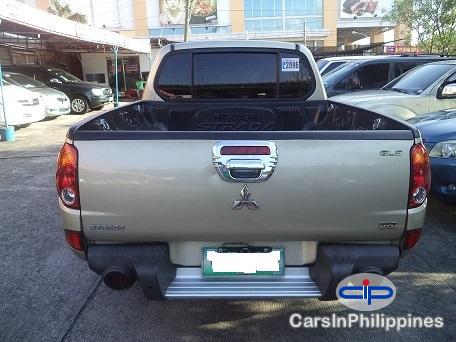 Mitsubishi Strada Manual 2009 - image 4