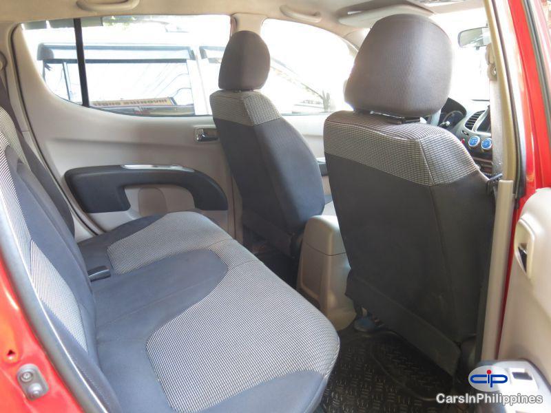 Mitsubishi Strada Automatic 2007 - image 6