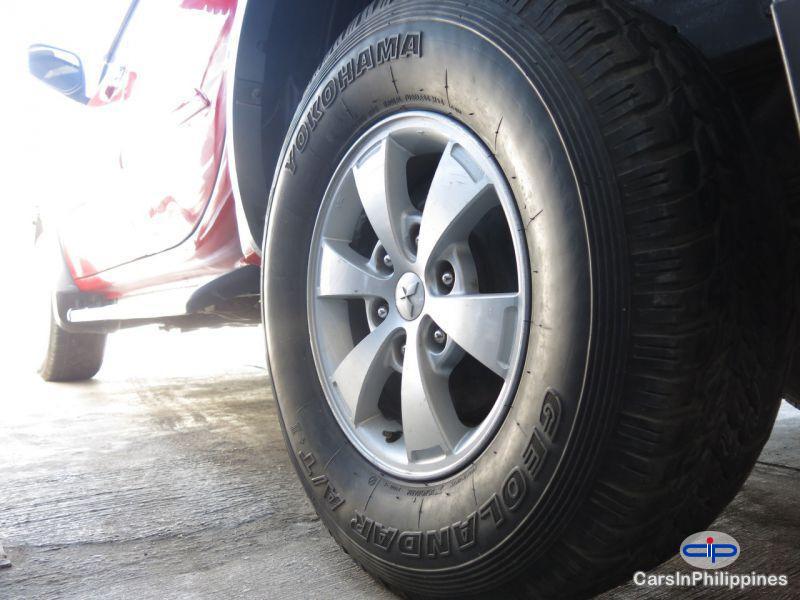 Mitsubishi Strada Automatic 2007 - image 9