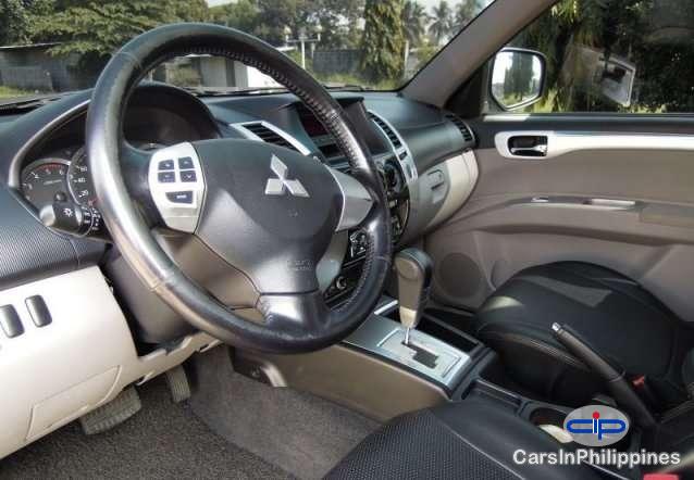 Mitsubishi Montero Sport Automatic