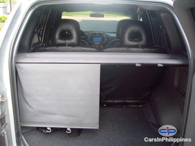 Toyota RAV4 Automatic - image 2
