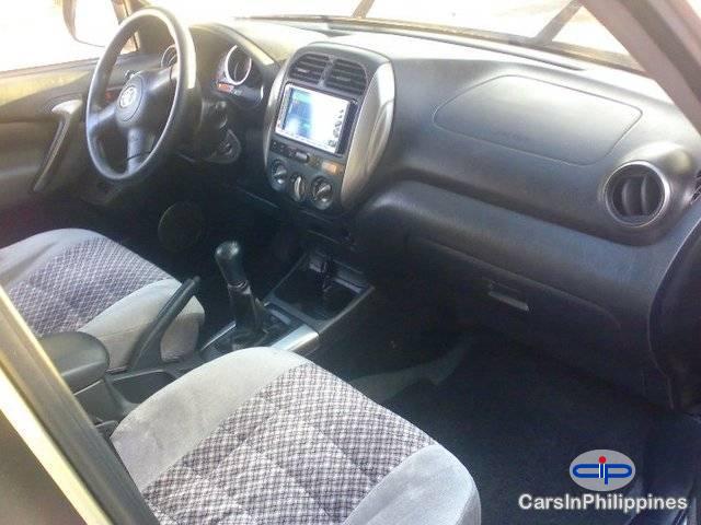 Toyota RAV4 Manual in Rizal