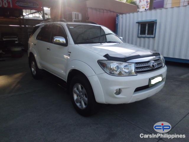 Picture of Toyota Fortuner Automatic 2009