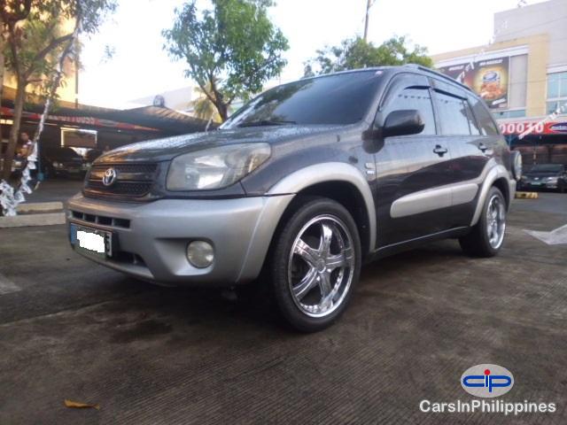 Picture of Toyota RAV4 2004