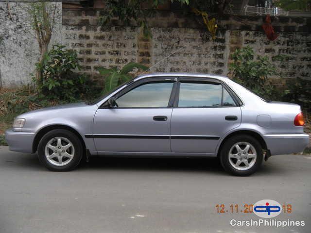 Toyota Corolla Manual 2000 in Bataan