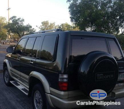 Isuzu Trooper Automatic 2001 - image 2