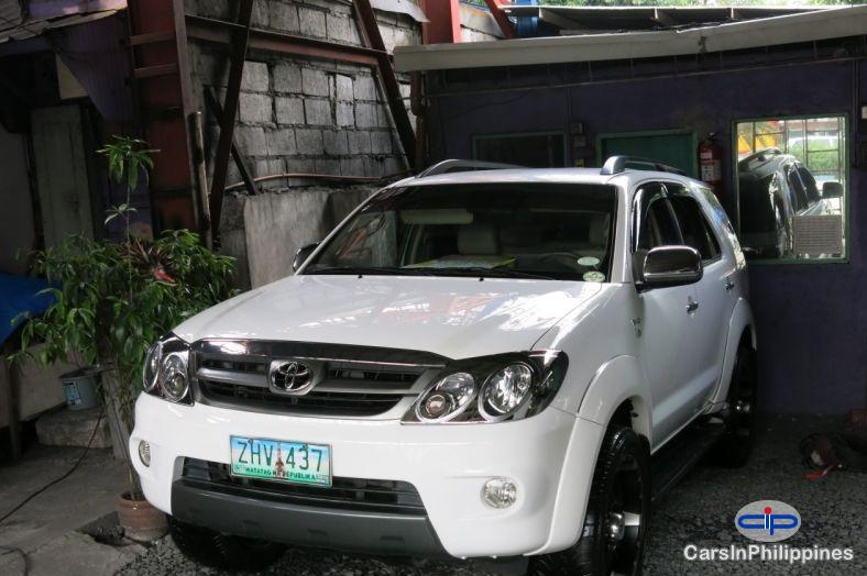 Picture of Toyota Fortuner Automatic 2007