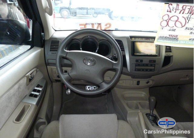 Toyota Fortuner Automatic 2006 - image 3