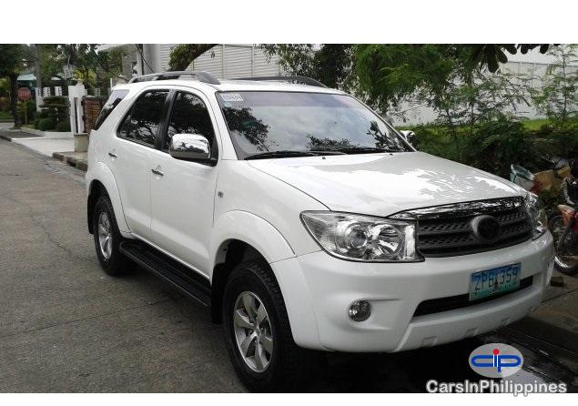 Picture of Toyota Fortuner Automatic 2008