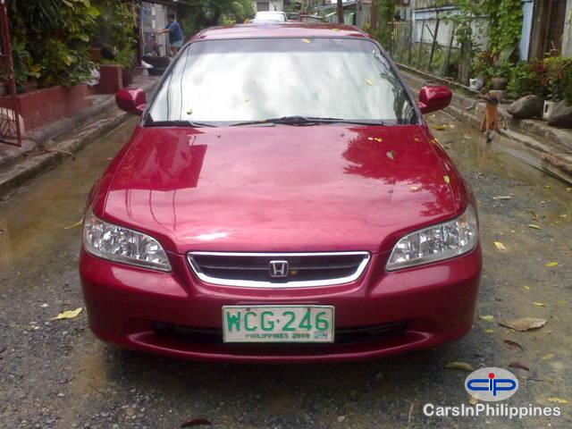 Pictures of Honda Accord Automatic 1998