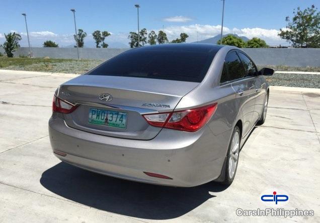 Hyundai Sonata Automatic 2010 - image 2