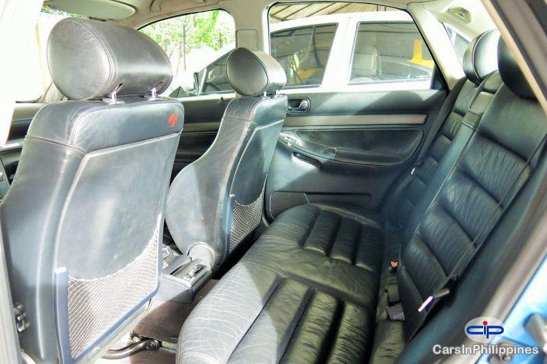 Audi A4 - image 4