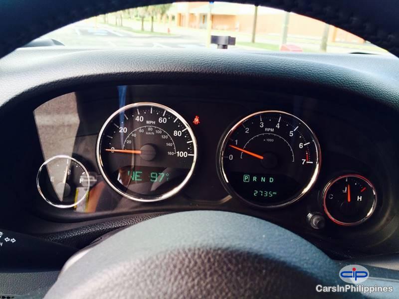 Jeep Wrangler Automatic 2015 - image 11