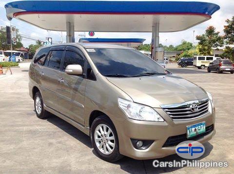 Picture of Toyota Innova Manual 2013