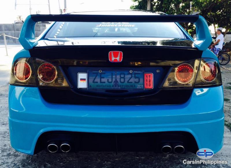 Honda Civic Automatic - image 9