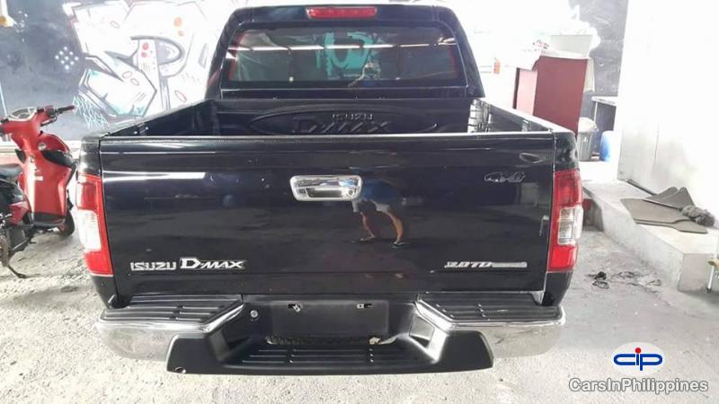 Isuzu D-Max Automatic - image 5