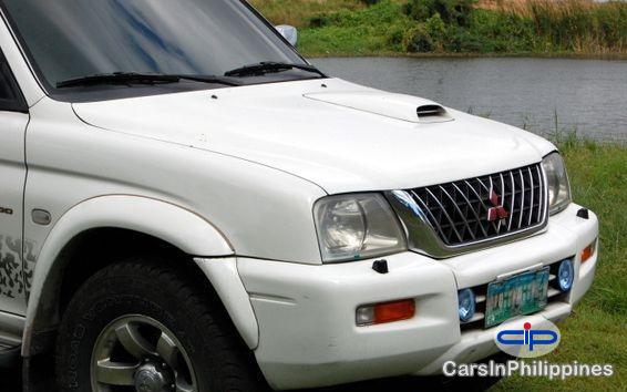 Picture of Mitsubishi Strada Manual in Philippines