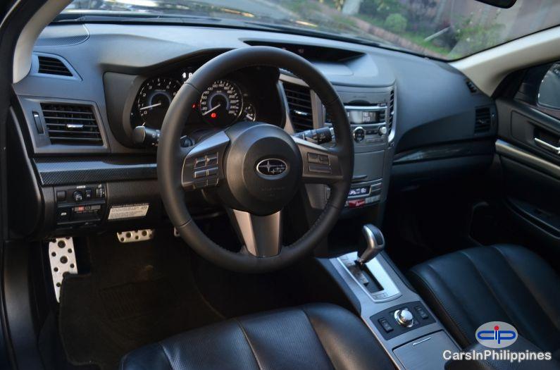 Subaru Legacy Automatic - image 6