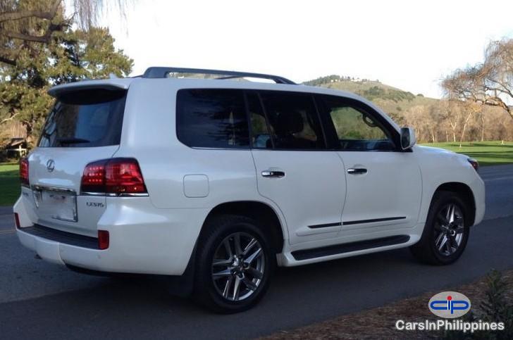 Lexus LX - image 4