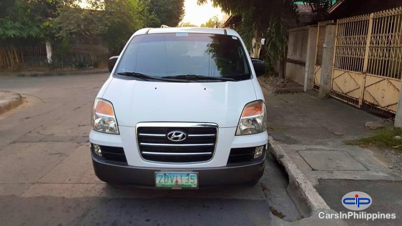 Hyundai Starex Automatic - image 2