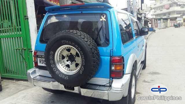 Mitsubishi Pajero Automatic - image 3